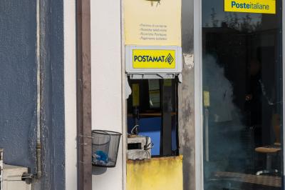 ASSALTO POSTAMAT POSTE VOGHIERA