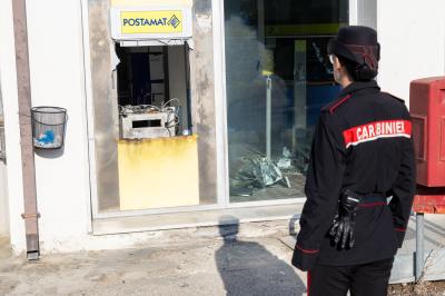 ASSALTO POSTAMAT POSTE VOGHIERA