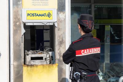 ASSALTO POSTAMAT POSTE VOGHIERA