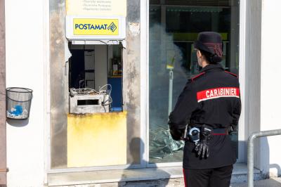 ASSALTO POSTAMAT POSTE VOGHIERA