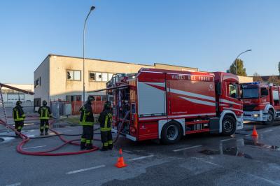 INCENDIO VIA FERRARI FERRARA