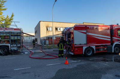 INCENDIO VIA FERRARI FERRARA