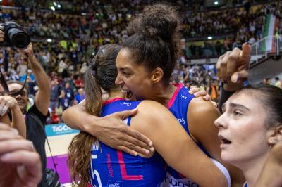NUMIA VERO VOLLEY MILANO - PROSECCO DOC CARRARO IMOCO CONEGLIANO