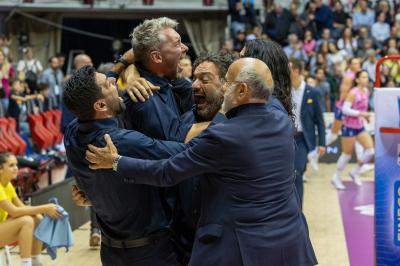 NUMIA VERO VOLLEY MILANO - PROSECCO DOC CARRARO IMOCO CONEGLIANO