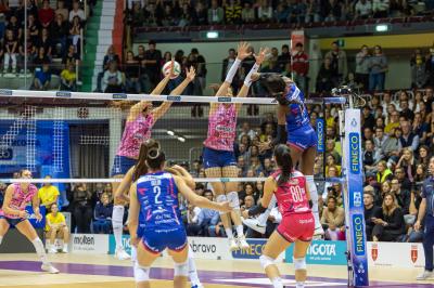 NUMIA VERO VOLLEY MILANO - PROSECCO DOC CARRARO IMOCO CONEGLIANO