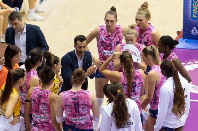 NUMIA VERO VOLLEY MILANO - PROSECCO DOC CARRARO IMOCO CONEGLIANO