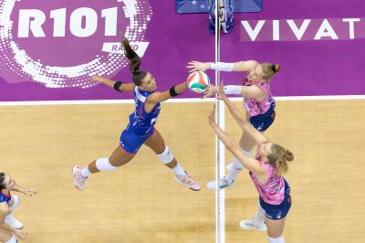 NUMIA VERO VOLLEY MILANO - PROSECCO DOC CARRARO IMOCO CONEGLIANO