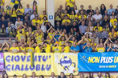 NUMIA VERO VOLLEY MILANO - PROSECCO DOC CARRARO IMOCO CONEGLIANO