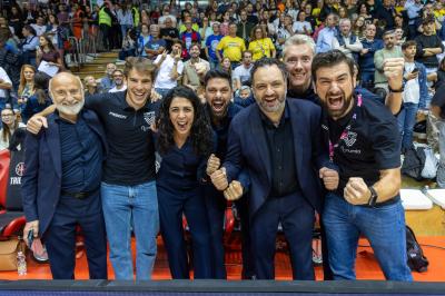 NUMIA VERO VOLLEY MILANO - PROSECCO DOC CARRARO IMOCO CONEGLIANO