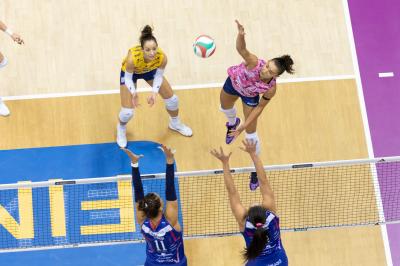 NUMIA VERO VOLLEY MILANO - PROSECCO DOC CARRARO IMOCO CONEGLIANO