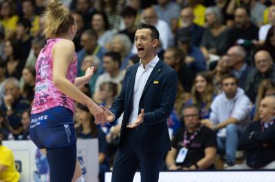 NUMIA VERO VOLLEY MILANO - PROSECCO DOC CARRARO IMOCO CONEGLIANO