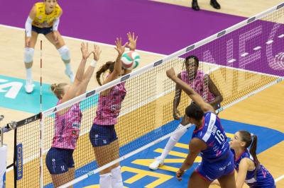 NUMIA VERO VOLLEY MILANO - PROSECCO DOC CARRARO IMOCO CONEGLIANO
