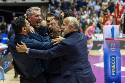 NUMIA VERO VOLLEY MILANO - PROSECCO DOC CARRARO IMOCO CONEGLIANO