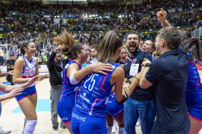 NUMIA VERO VOLLEY MILANO - PROSECCO DOC CARRARO IMOCO CONEGLIANO