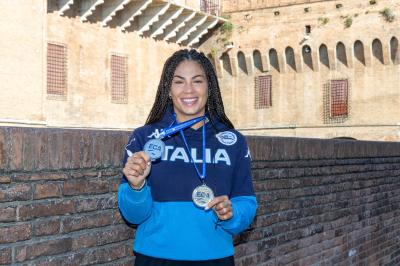 ELENA BORGHI CAMPIONESSA DI CANOA