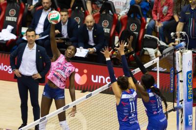 NUMIA VERO VOLLEY MILANO - PROSECCO DOC CARRARO IMOCO CONEGLIANO