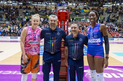 NUMIA VERO VOLLEY MILANO - PROSECCO DOC CARRARO IMOCO CONEGLIANO
