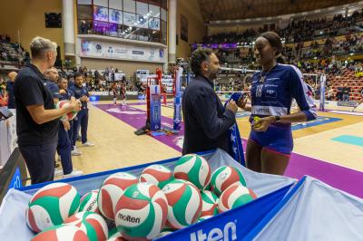 NUMIA VERO VOLLEY MILANO - PROSECCO DOC CARRARO IMOCO CONEGLIANO