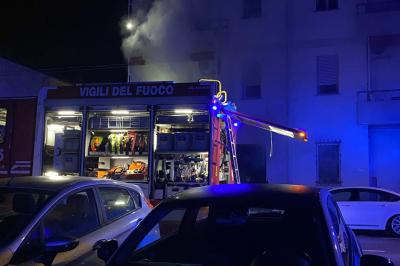 INCENDIO VIA ISOLA BIANCA PONTELAGOSCURO