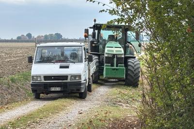 INCIDENTE AUTO TRATTORE VIA POMPOSA FERRARA