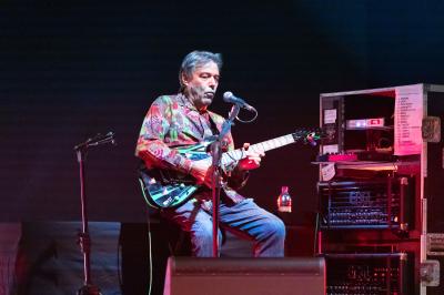 CONCERTO ELIO E LE STORIE TESE FERRARA
