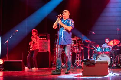 CONCERTO ELIO E LE STORIE TESE FERRARA