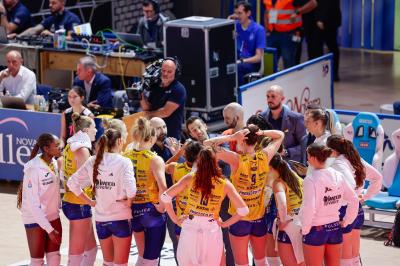 IGOR GORGONZOLA NOVARA - PROSECCO DOC CARRARO IMOCO CONEGLIANO