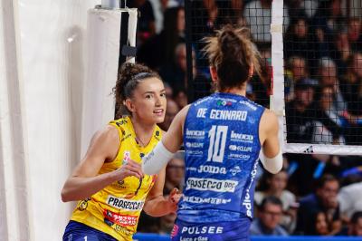 IGOR GORGONZOLA NOVARA - PROSECCO DOC CARRARO IMOCO CONEGLIANO