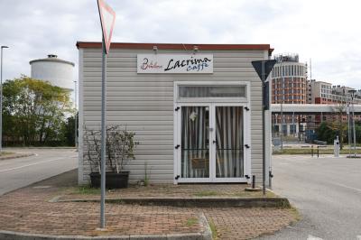 EX CHIOSCO CAFFE' LACRIMA VIA SCALAMBRA FERRARA