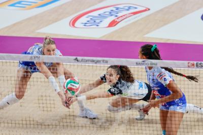 IGOR GORGONZOLA NOVARA - PROSECCO DOC CARRARO IMOCO CONEGLIANO