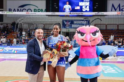 IGOR GORGONZOLA NOVARA - PROSECCO DOC CARRARO IMOCO CONEGLIANO