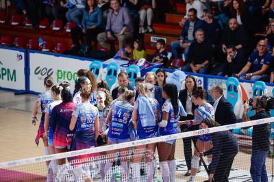 IGOR GORGONZOLA NOVARA - PROSECCO DOC CARRARO IMOCO CONEGLIANO