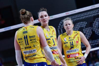 IGOR GORGONZOLA NOVARA - PROSECCO DOC CARRARO IMOCO CONEGLIANO