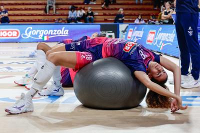 IGOR GORGONZOLA NOVARA - PROSECCO DOC CARRARO IMOCO CONEGLIANO