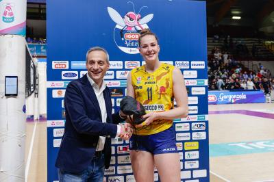 IGOR GORGONZOLA NOVARA - PROSECCO DOC CARRARO IMOCO CONEGLIANO