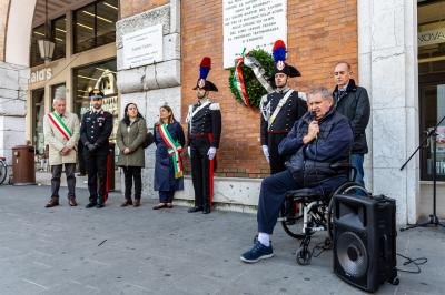 CORONA LAPIDE INVALIDI SUL LAVORO