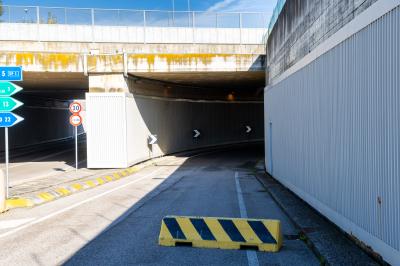 SOTTOPASSAGGIO CHIUSO OSPEDALE DI CONA