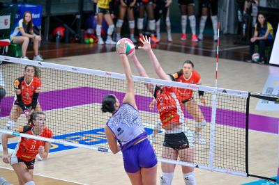 HONDA CUNEO GRANDA VOLLEY -  IL BISONTE FIRENZE
