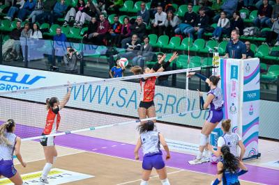 HONDA CUNEO GRANDA VOLLEY -  IL BISONTE FIRENZE