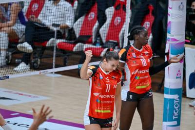 HONDA CUNEO GRANDA VOLLEY -  IL BISONTE FIRENZE