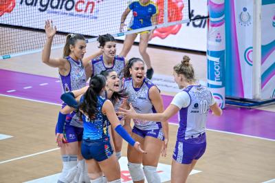 HONDA CUNEO GRANDA VOLLEY -  IL BISONTE FIRENZE
