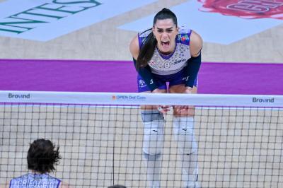 HONDA CUNEO GRANDA VOLLEY -  IL BISONTE FIRENZE
