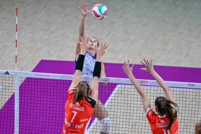 HONDA CUNEO GRANDA VOLLEY -  IL BISONTE FIRENZE