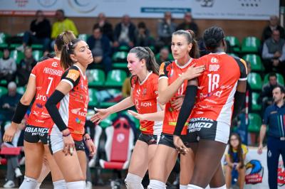 HONDA CUNEO GRANDA VOLLEY -  IL BISONTE FIRENZE
