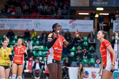 HONDA CUNEO GRANDA VOLLEY -  IL BISONTE FIRENZE