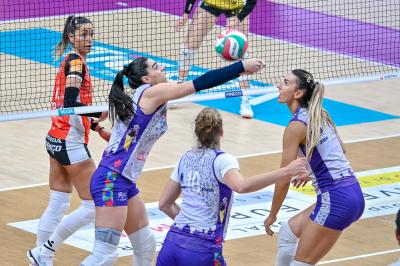 HONDA CUNEO GRANDA VOLLEY -  IL BISONTE FIRENZE