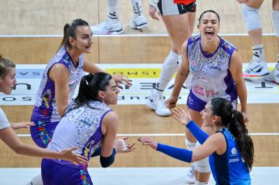 HONDA CUNEO GRANDA VOLLEY -  IL BISONTE FIRENZE