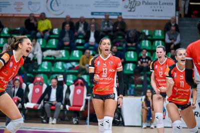HONDA CUNEO GRANDA VOLLEY -  IL BISONTE FIRENZE