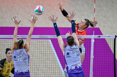 HONDA CUNEO GRANDA VOLLEY -  IL BISONTE FIRENZE