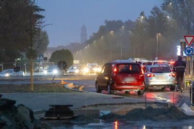 TRAFFICO NUOVA VIABILITA' VIA MODENA